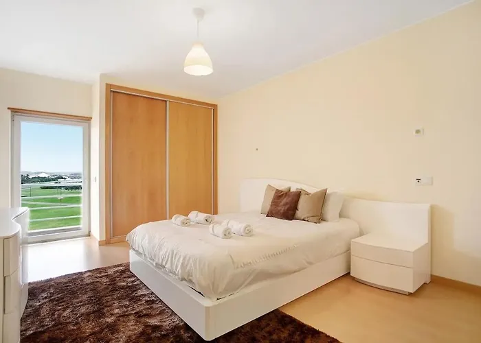 Ao - Passerelle * Peniche